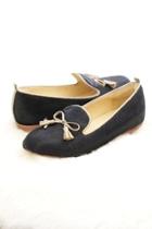  Neena Leather Loafer