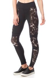  Adeline Tight