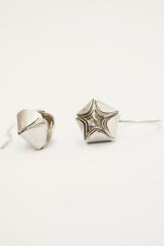  Silver Flower Earring