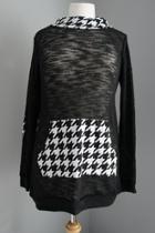 Houndstooth Hoodie Sweater