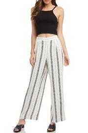  Floral Striped Pants