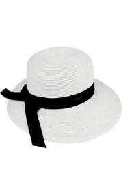  C.c. White Hat
