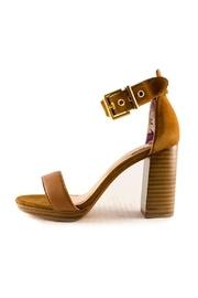  Lorno Block Heels