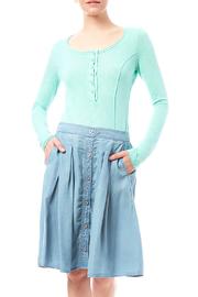  Lace Back Henley