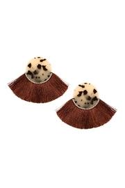  Classic-fan Tassel Earrings