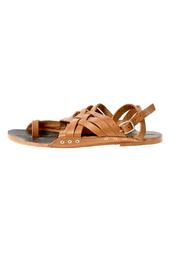  Strappy Sandal
