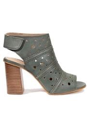  Peep Toed Heel