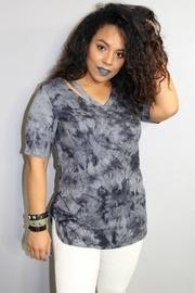  Melt Tee