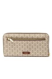  Fossil Logan Wristlet