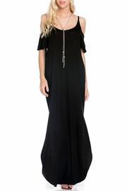  Cold-shoulder Maxi Dress