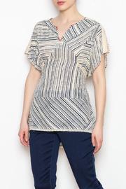  Contrast Stitched Top