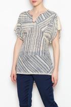 Contrast Stitched Top