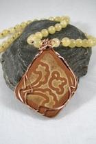  Floral Pottery Necklace