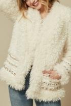  Arianna Ivory Coat