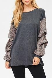  Animal-print Sleeve Top
