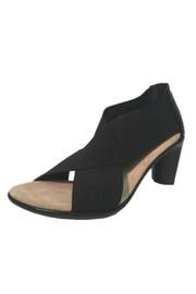  Crawford Cross Heel