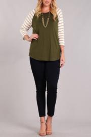  Stripe Sleeve Baseball Tee