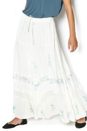  Embroidered White Skirt