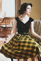  Yellow Plaid Skirt
