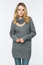  Choker Cut-out Sweater