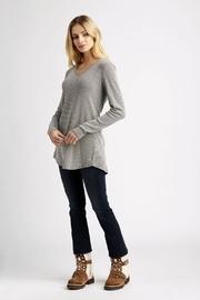  Waffle Back-tie Pullover