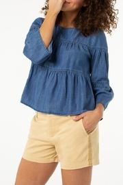  Kelsey Short With Side Trim