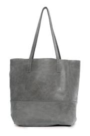  Mamuye Leather Tote