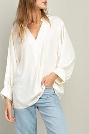  Cream Collar V-neck-top