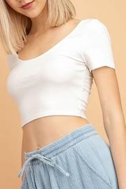  U Neck Crop Top