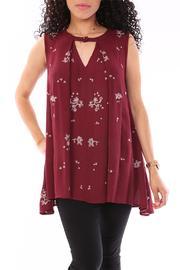  Sangria Floral Tank