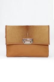  Cinnamon Isabel Clutch