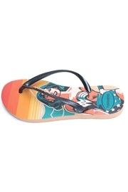  Wonder Woman Sandal