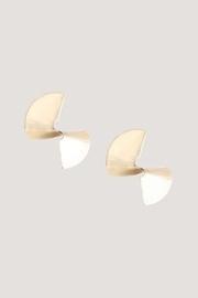  Twisted Sia Studs