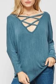  Criss-cross Long-sleeve Shirt