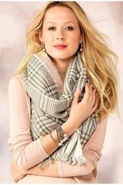  Pretty Reversible Scarf