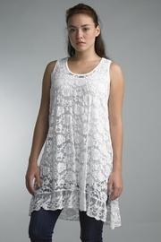  Sleeveless Lace Tunic