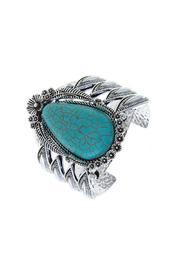  Teardrop Floral Bracelet