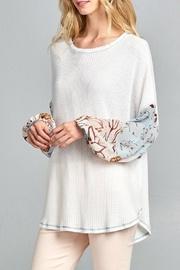  Balloon Sleeves Top