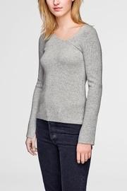  Asymmetrical Neck Pullover