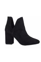  Pointed Toe Booties