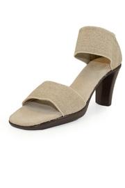  Telfair Heels Comfort