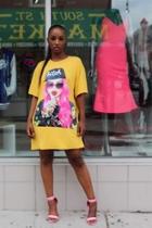 Graphic Oversized Dress
