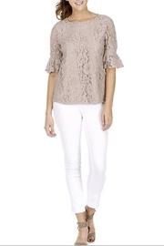  Bellsleeve Laced Top
