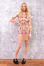  Dove Embroidery Dress
