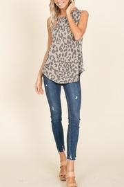  Animal Sleeveless Top