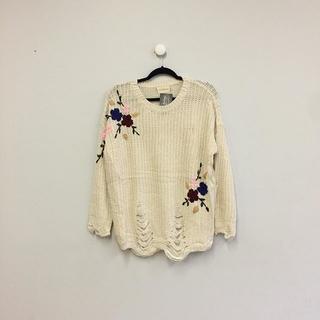  Meadow Distressed Sweater