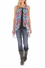  Sleeveless Flyaway Top