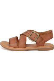  Nara Buckle Sandal