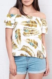  Palm Off Shoulder Top