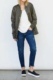  Raw Hemline Jeans